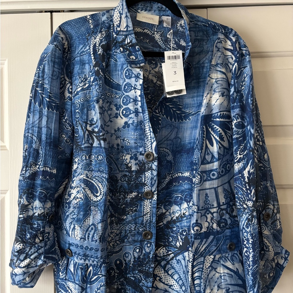 Chico's Lightweight Linen Button Up Jacket in Mikahlia Blue Paisley